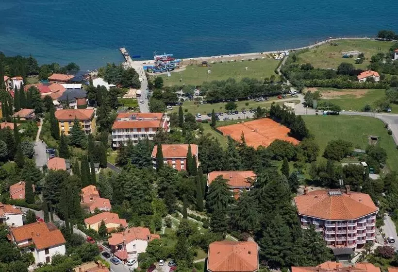 Mirta  San Simon Resort