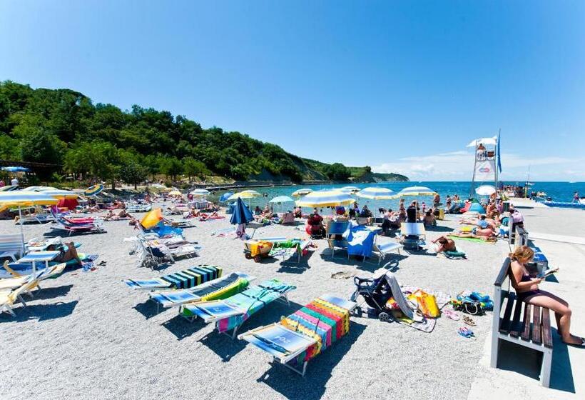 Mirta San Simon Resort