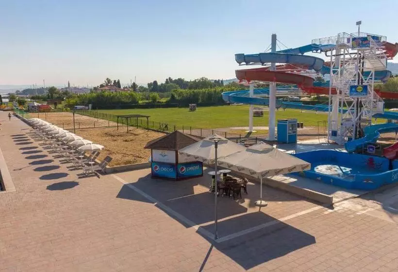 Mirta  San Simon Resort