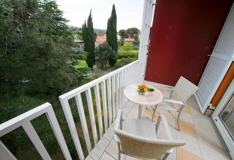 Mirta San Simon Resort