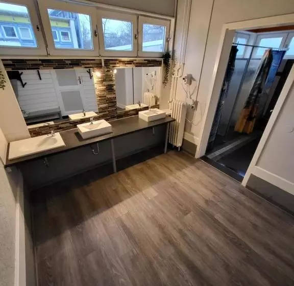 리조트 Easy Lodges Berlin