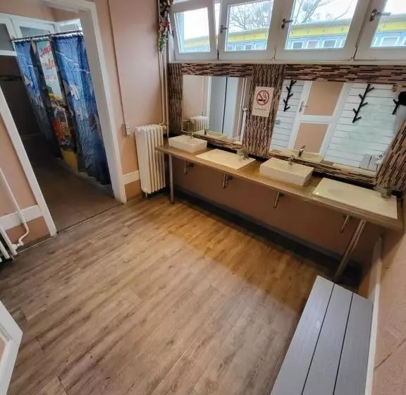 리조트 Easy Lodges Berlin