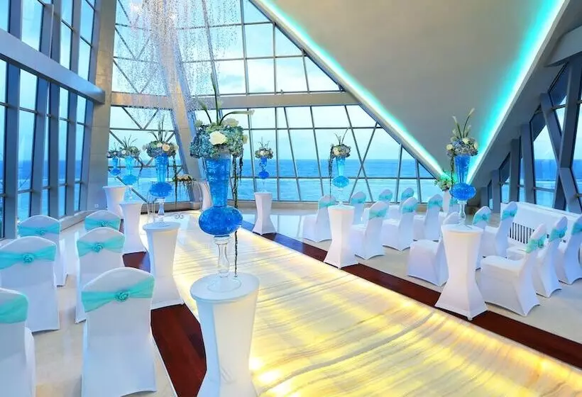 리조트 Samabe Bali Suites & Villas