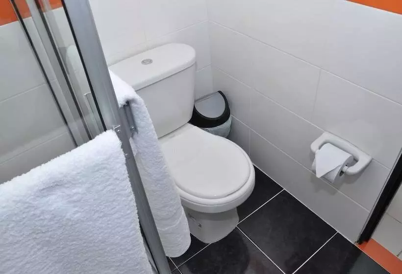 Hostel Econotel Colours Cali