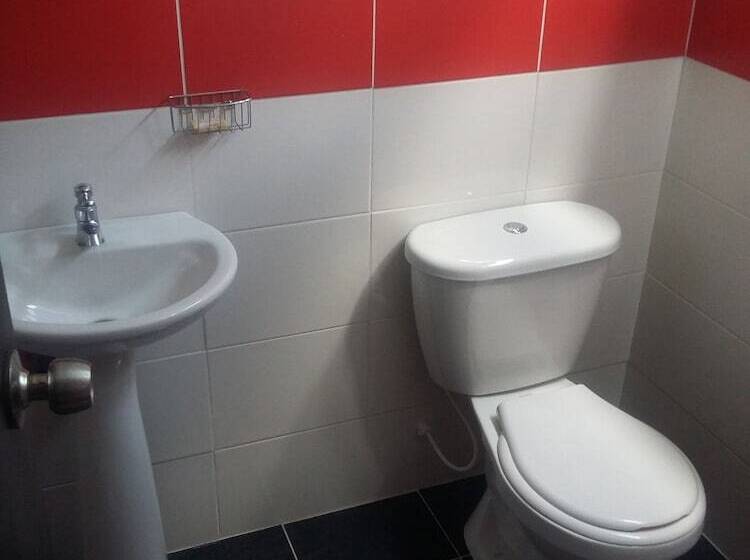 Hostel Econotel Colours Cali