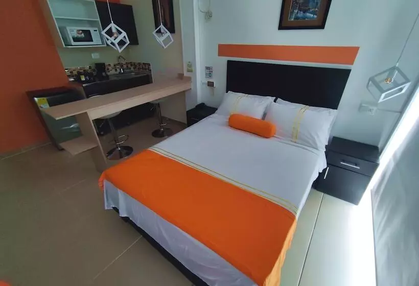 Hostel Econotel Colours Cali