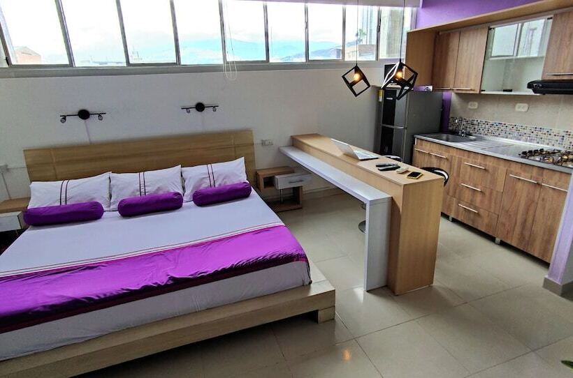 Hostel Econotel Colours Cali