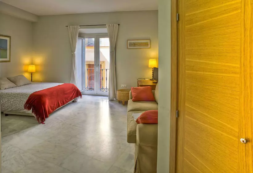 Reservaloen Mariano De Cavia