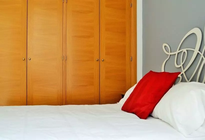 Reservaloen Mariano De Cavia