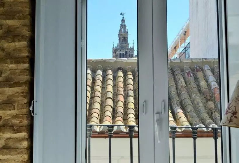 Reservaloen Mariano De Cavia