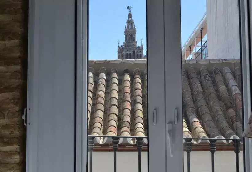 Reservaloen Mariano De Cavia