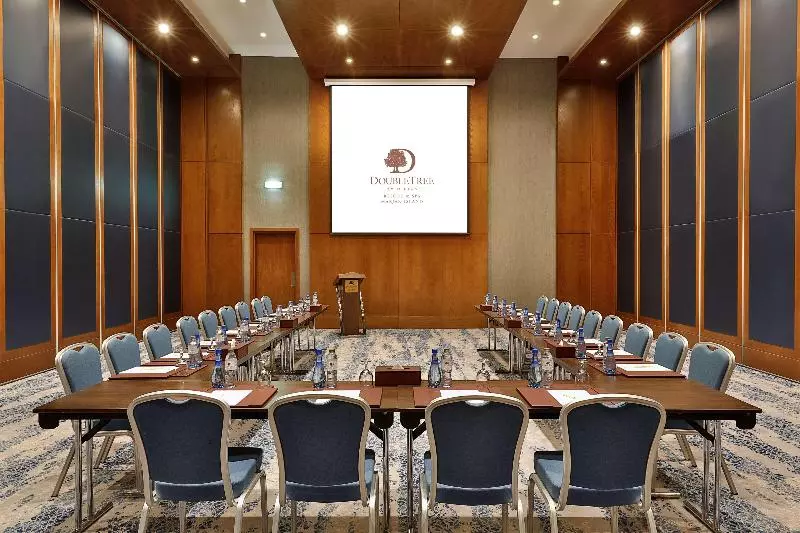 Doubletree By Hilton Resort & Spa Marjan Island