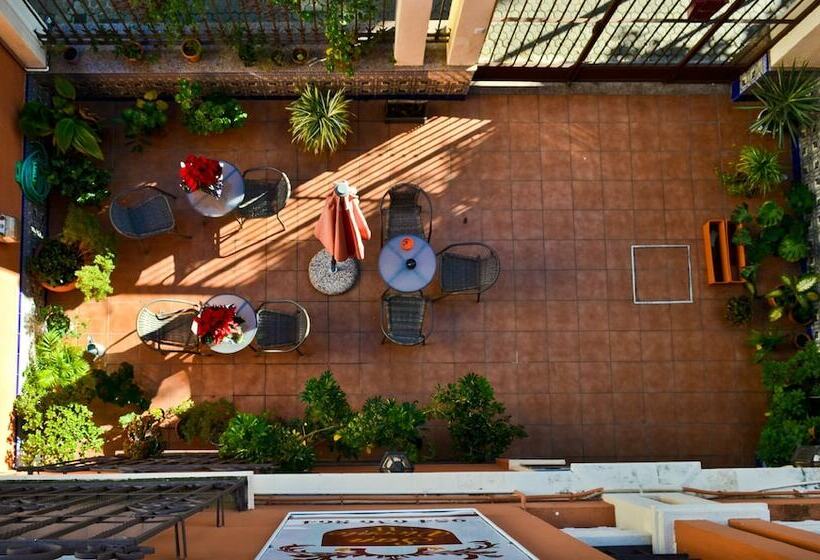 Hostal San Vicente Ii