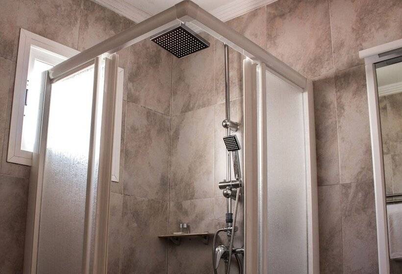 Hostal San Vicente Ii