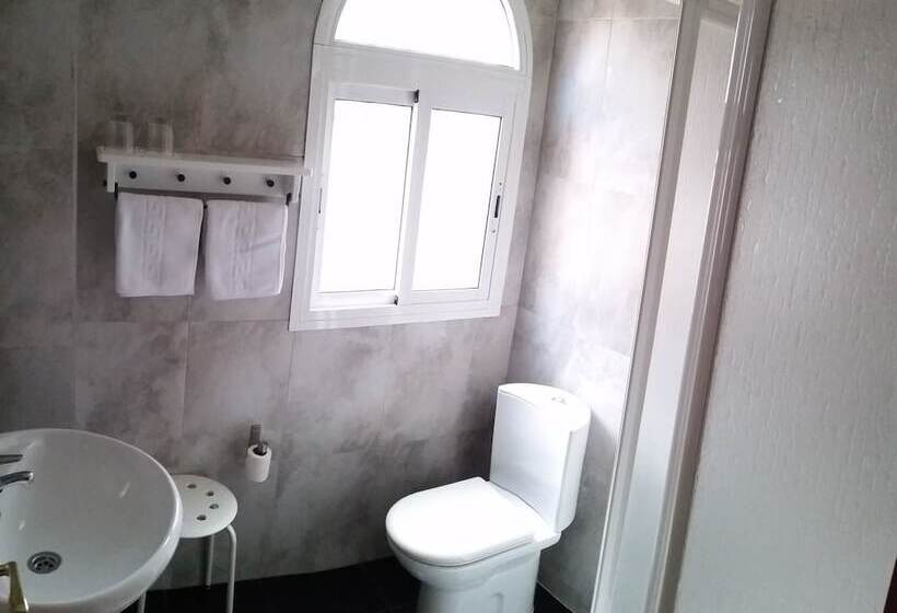 Hostal San Vicente Ii