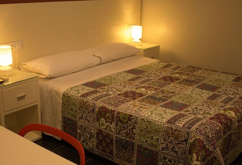 Hostal San Vicente Ii