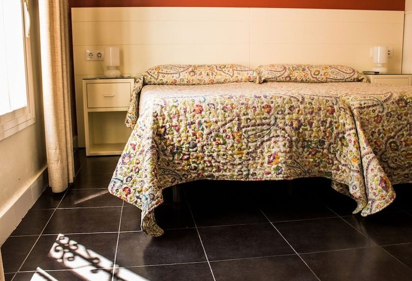 Hostal San Vicente Ii