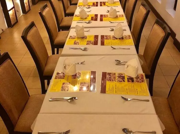 Anise Hotel & Restaurant