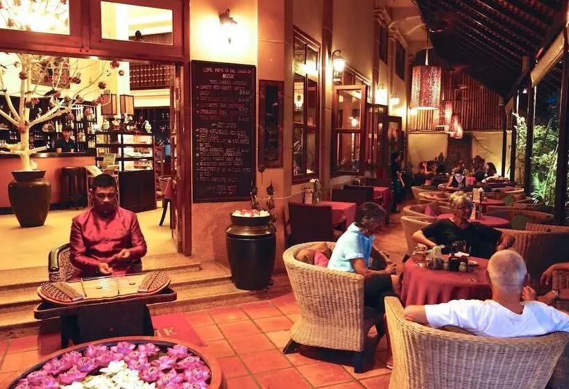 Anise Hotel & Restaurant