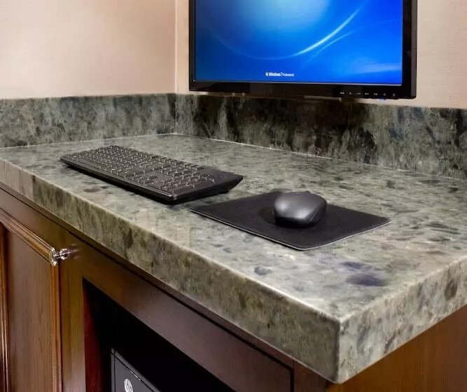 Ayres Hotel Huntington Beach/fountain Valley