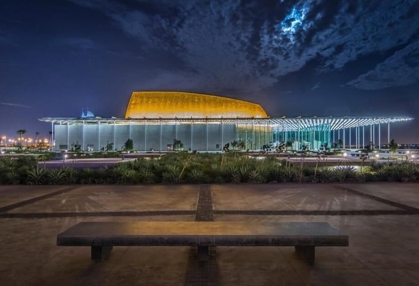 Hôtel Baisan International