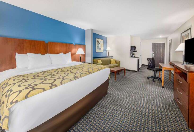 ホテル Baymont By Wyndham Pratt