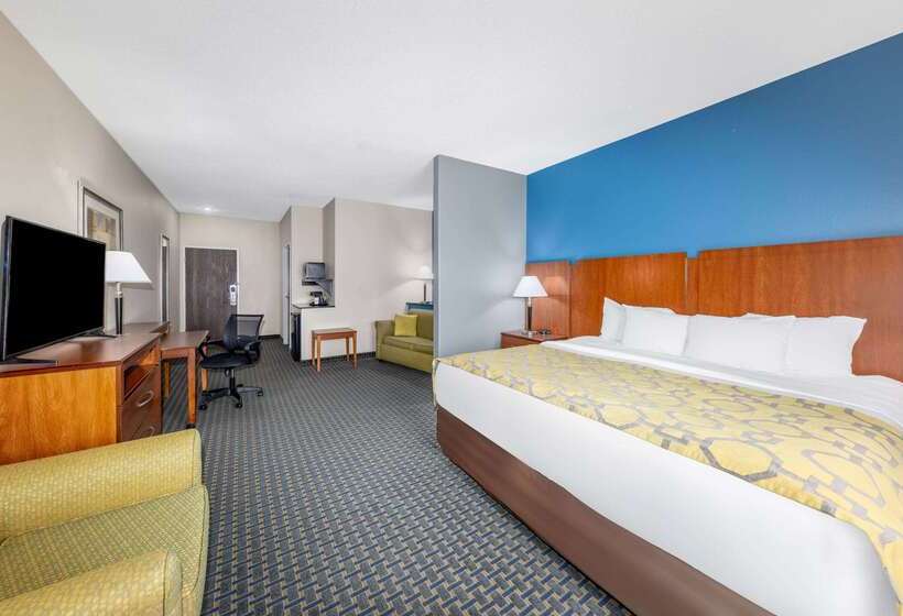 ホテル Baymont By Wyndham Pratt