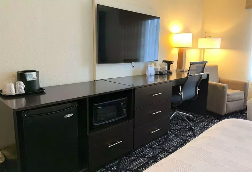 בית מלון כפרי Best Western Cambridge