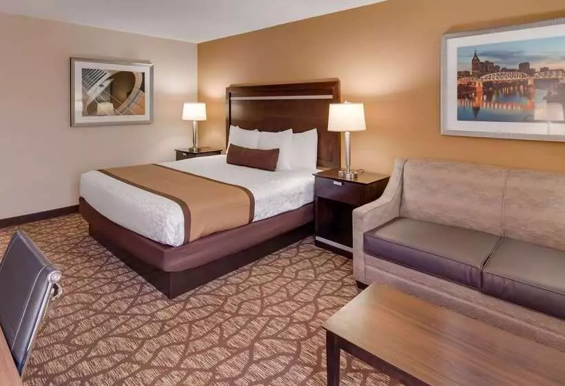 ホテル Best Western Plus Belle Meade Inn & Suites