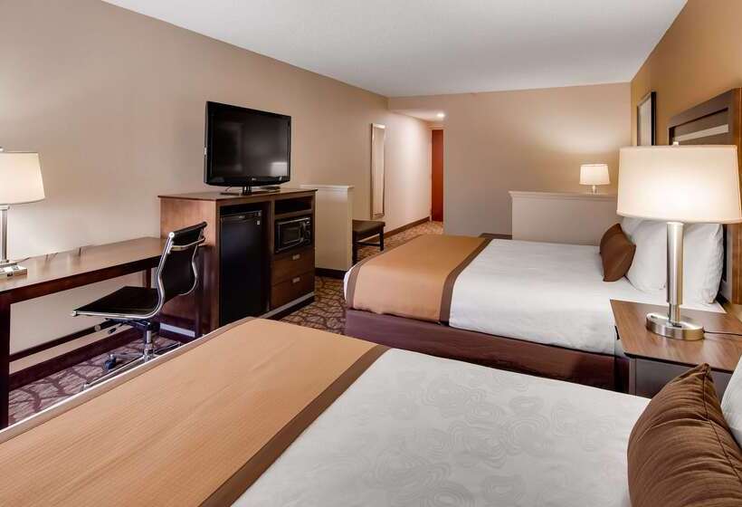 בית מלון כפרי Best Western Plus Belle Meade Inn & Suites