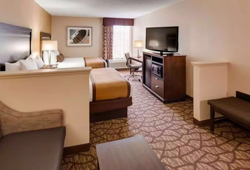 ホテル Best Western Plus Belle Meade Inn & Suites