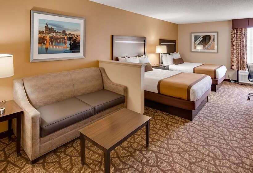 בית מלון כפרי Best Western Plus Belle Meade Inn & Suites