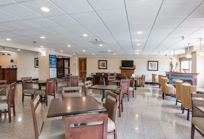 בית מלון כפרי Best Western Plus Belle Meade Inn & Suites