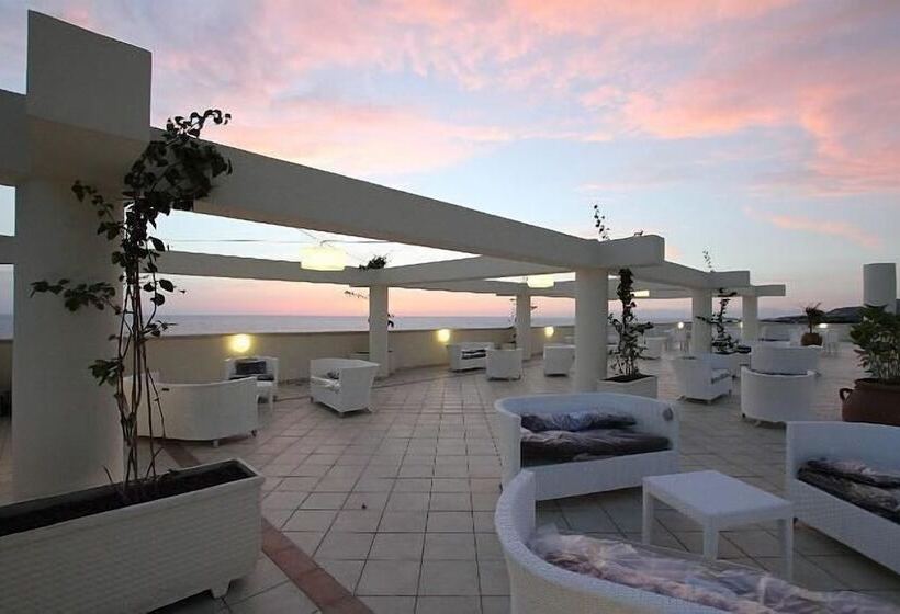 בית מלון כפרי Bouganville Palace