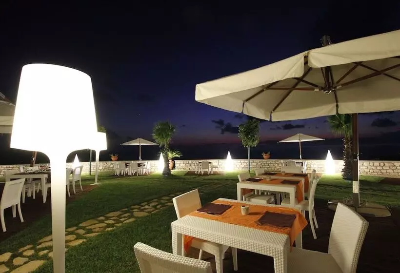 Отель Bouganville Palace