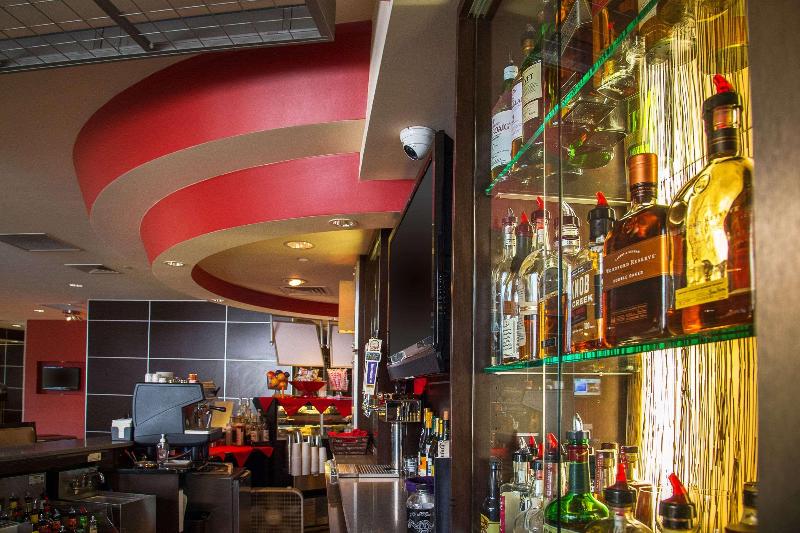 Cambria Hotel Traverse City