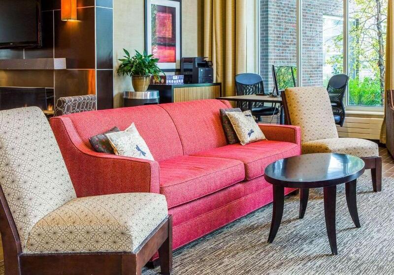 Cambria Hotel Traverse City