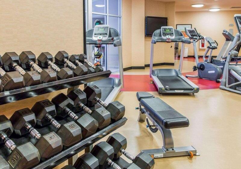 Cambria Hotel Traverse City