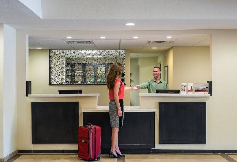 בית מלון כפרי Candlewood Suites Bloomington, An Ihg