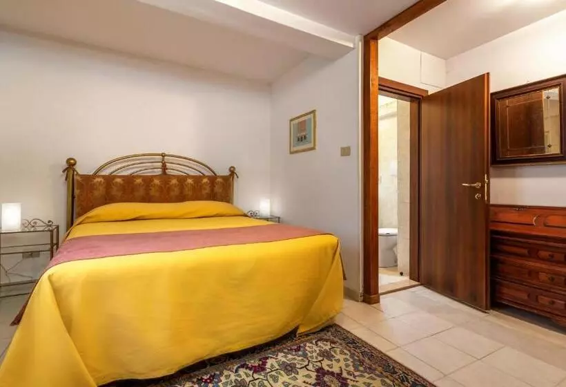 هتل Casa Boccassini