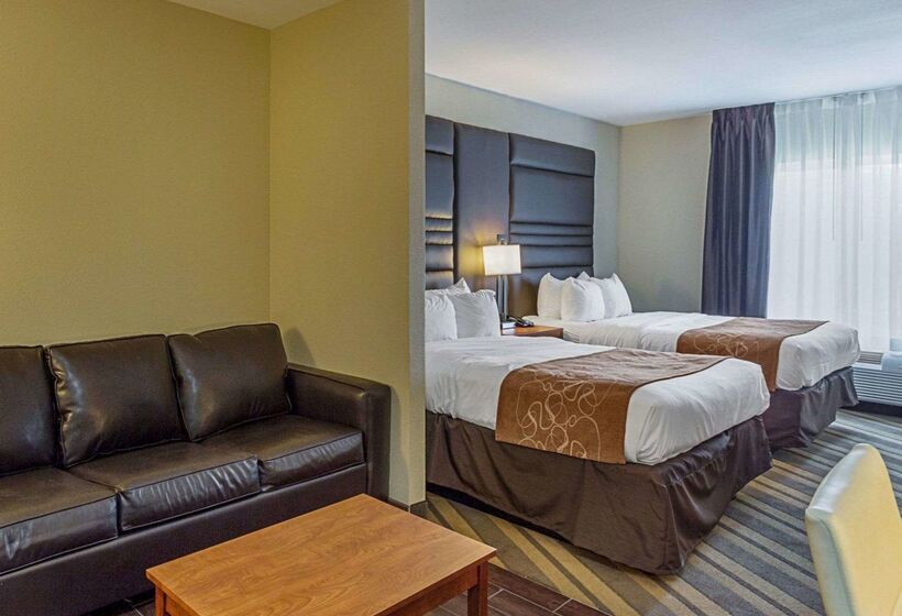 فندق Comfort Suites Near Tanger Outlet Mall