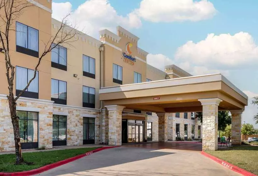 Отель Comfort Suites Pflugerville Austin North