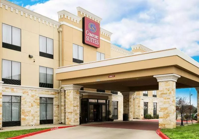 Отель Comfort Suites Pflugerville Austin North