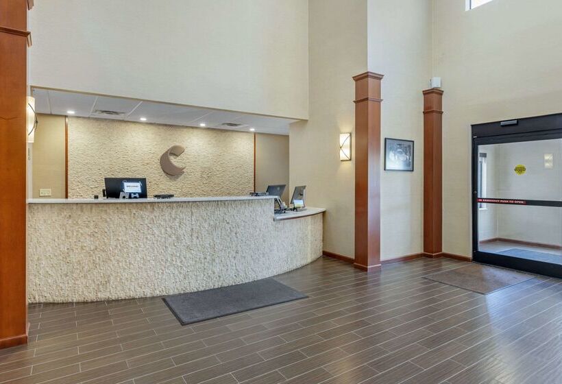 호텔 Comfort Suites West Indianapolis Brownsburg