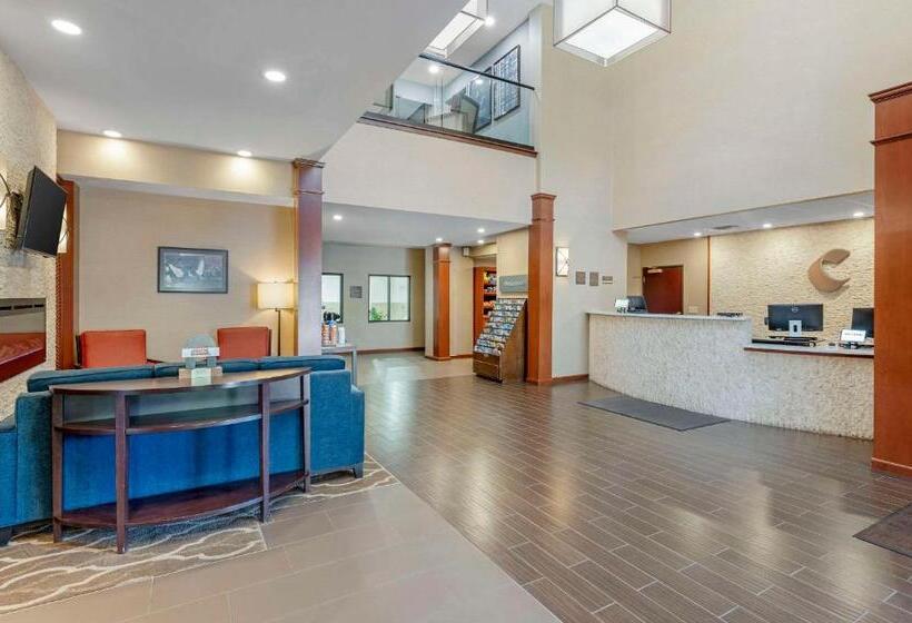 호텔 Comfort Suites West Indianapolis Brownsburg