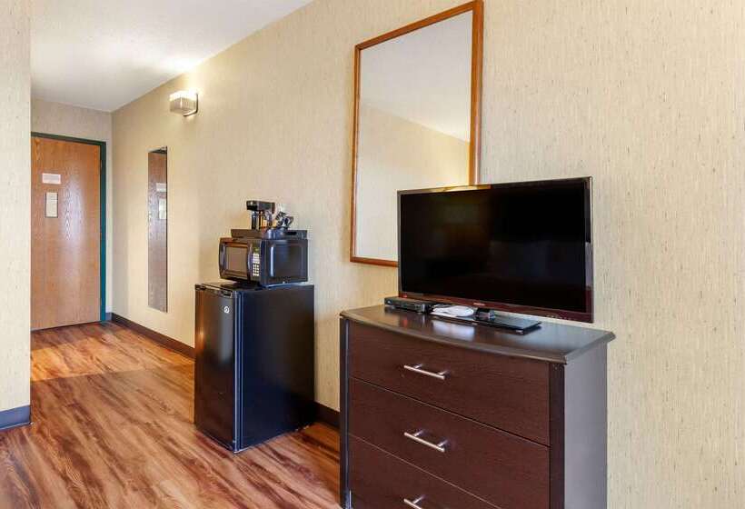 호텔 Econo Lodge Wausau   Rothschild