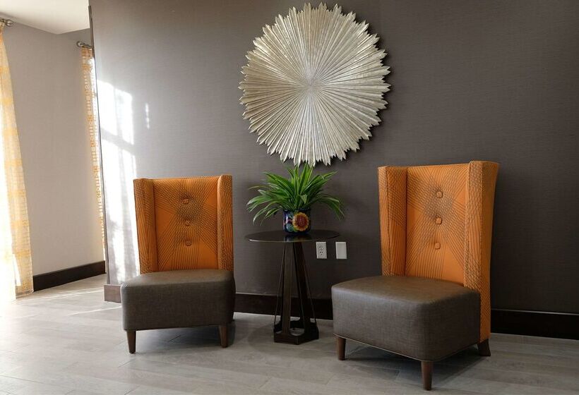 ホテル Hampton Inn Searcy