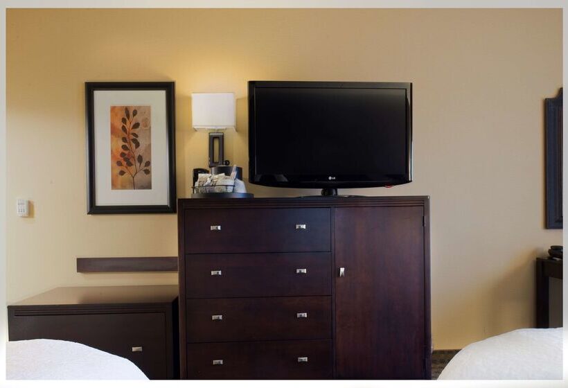 فندق Hampton Inn & Suites Vineland