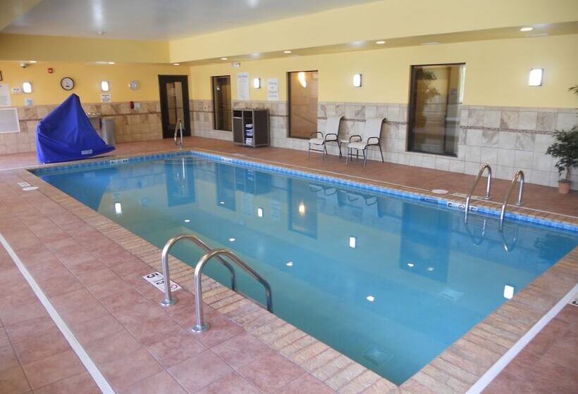 호텔 Holiday Inn Express Greensburg, An Ihg