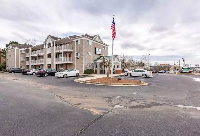 בית מלון כפרי Hometowne Studios By Red Roof Gainesville, Ga